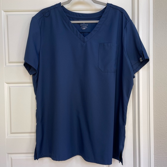 🔥 BEYOND SCRUBS Set - Picture 4 of 11